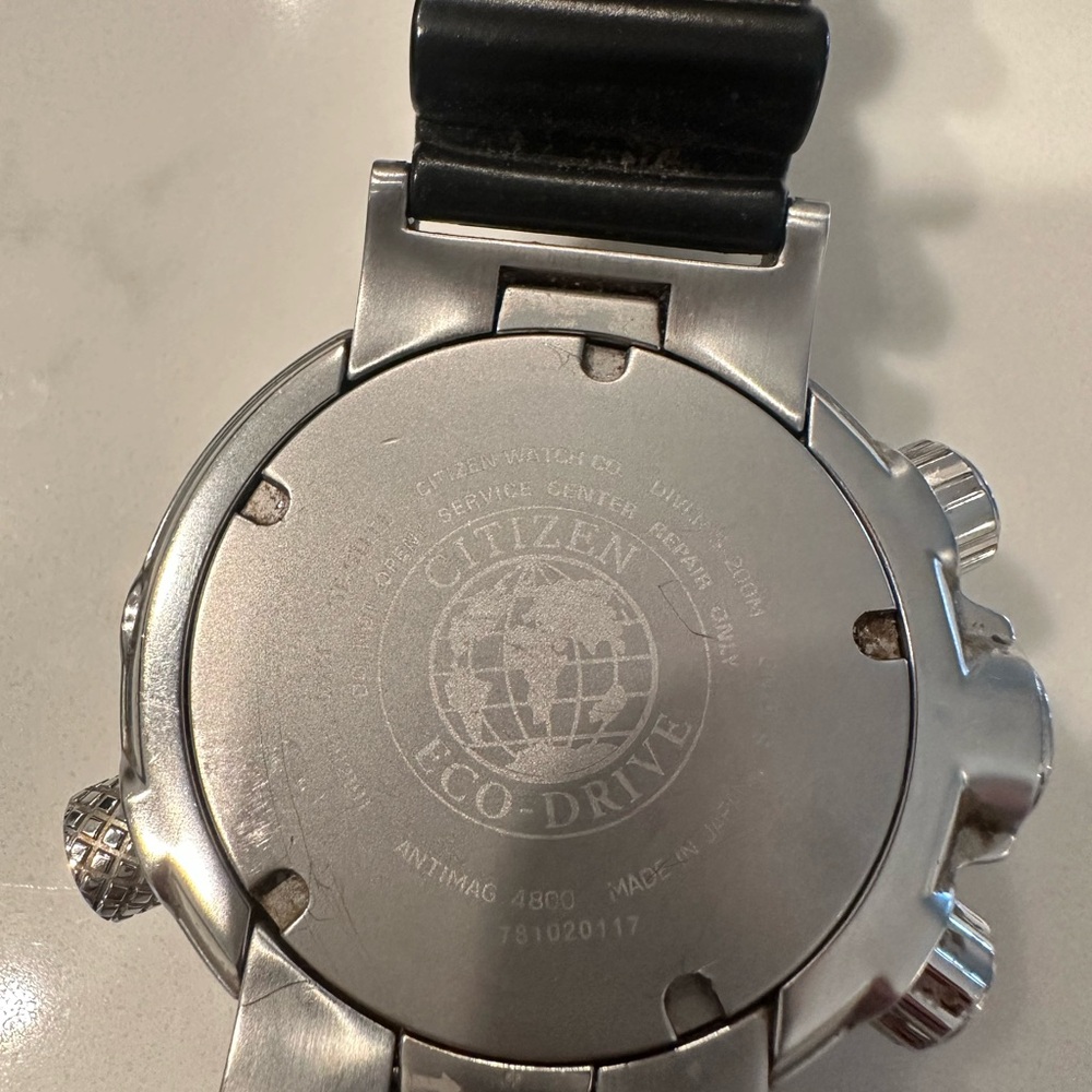 Citizen Eco-Drive Diver's Watch - Black and Silver - Picture 3 of 7